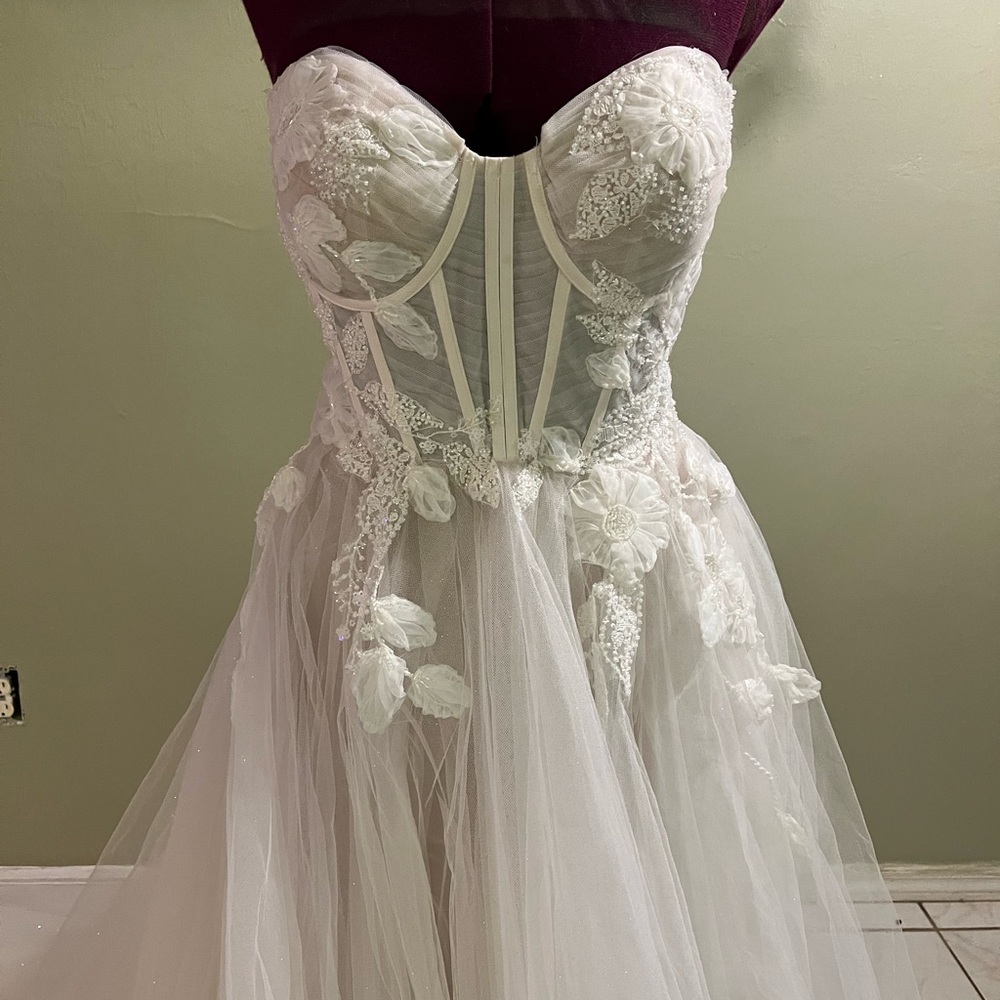 Tulle Wedding Dress Swallow